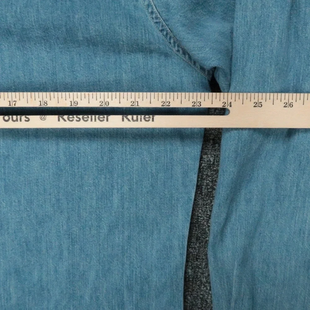 VINTAGE Banana Republic Shirt Mens XL Blue Pearl Snap Denim Long Sleeve Classic